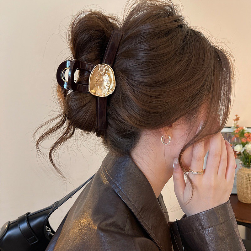 مشابك شعر كبيرة فريدة بتصميم ق - مراجعة Luxury Watch China وسعره