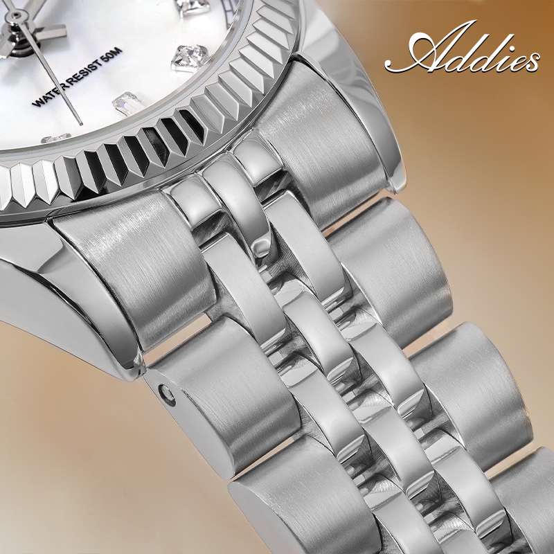 ساعة نسائية من الفولاذ المقاوم - مراجعة Luxury Watch All Brands وسعره