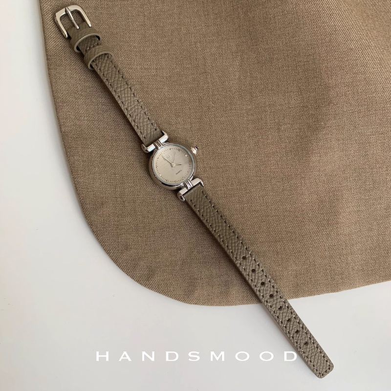 ساعة كوارتز عصرية بسيطة ذات جو - مراجعة Luxury Watch Grade وسعره