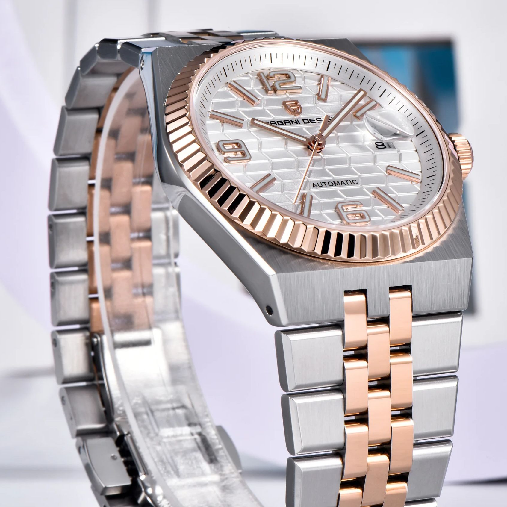 ساعة رجالية فاخرة من باجاني دي - مراجعة Luxury Watch Design وسعره
