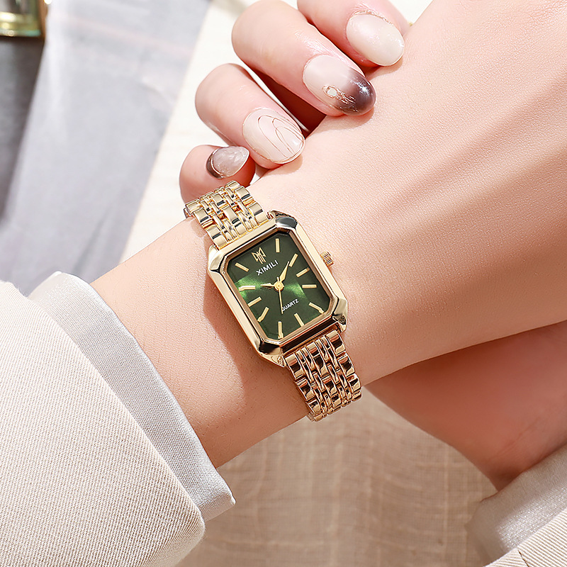 ساعات نسائية فاخرة موضة مستطيل - مراجعة Luxury Watch Deals وسعره